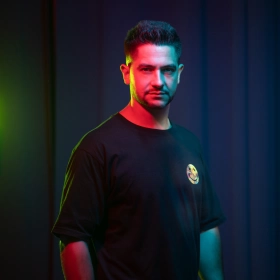 DJ Carlos García